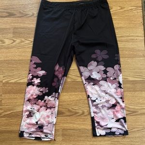 XL NEW polyester capri stretch activewear
